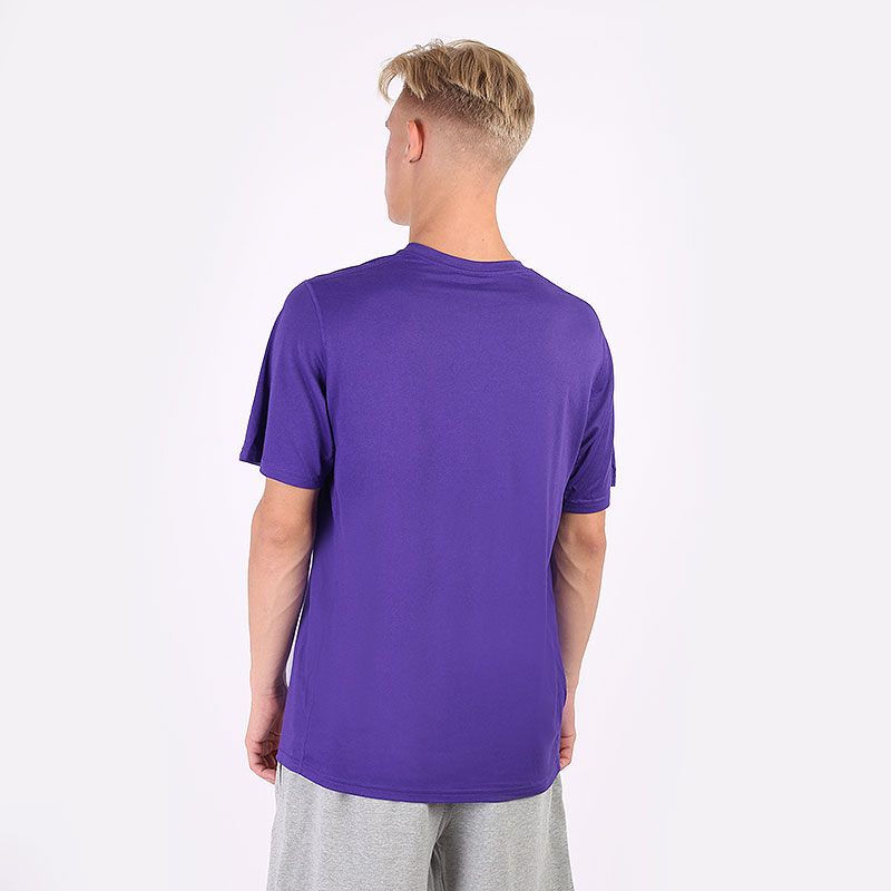 мужская фиолетовая футболка Nike Los Angeles Lakers Dri-FIT NBA T-Shirt DA5925-547 - цена, описание, фото 5
